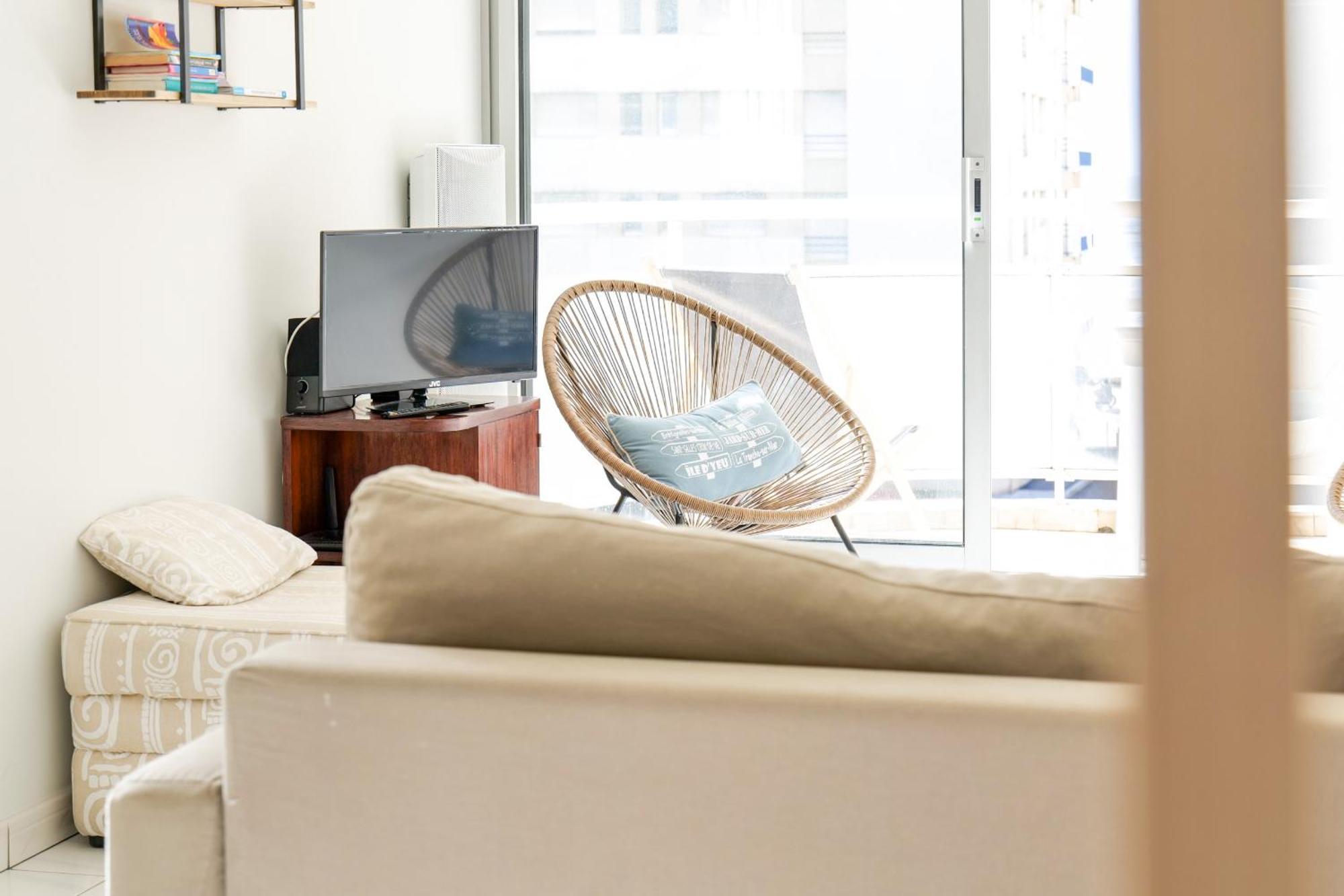 Joli Appartement Idealement Situe A Deux Pas De La Grande Plage - 4 Pers 莱萨布勒-多洛讷 外观 照片