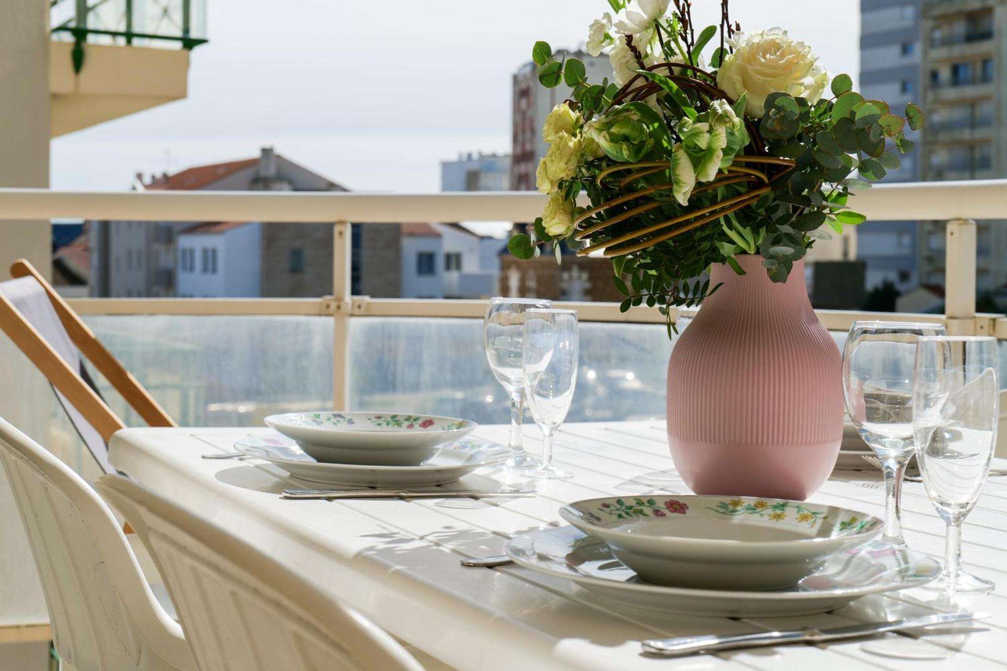 Joli Appartement Idealement Situe A Deux Pas De La Grande Plage - 4 Pers 莱萨布勒-多洛讷 外观 照片