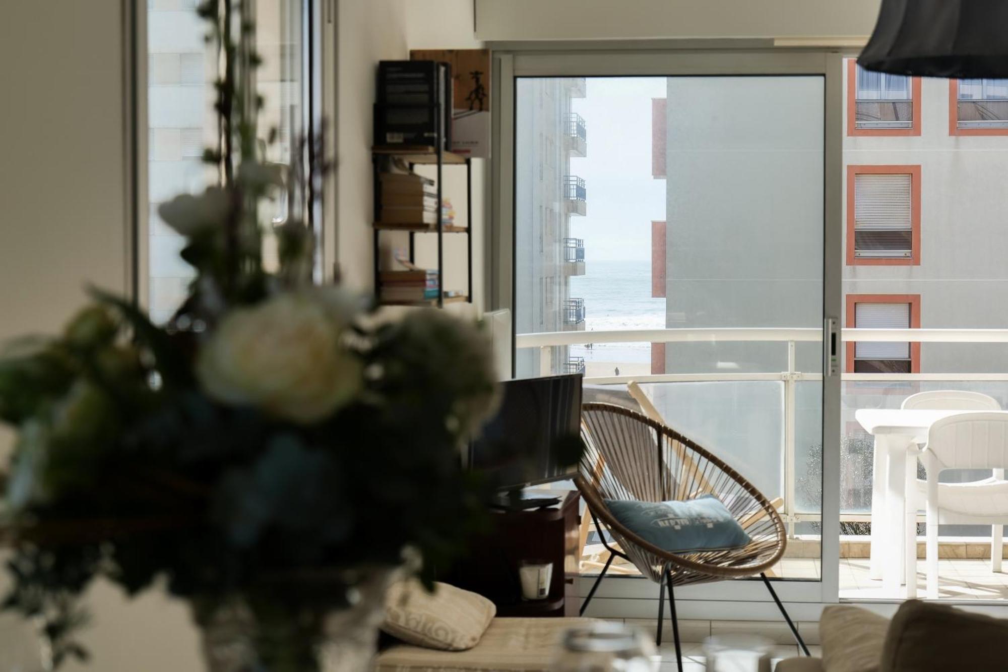 Joli Appartement Idealement Situe A Deux Pas De La Grande Plage - 4 Pers 莱萨布勒-多洛讷 外观 照片
