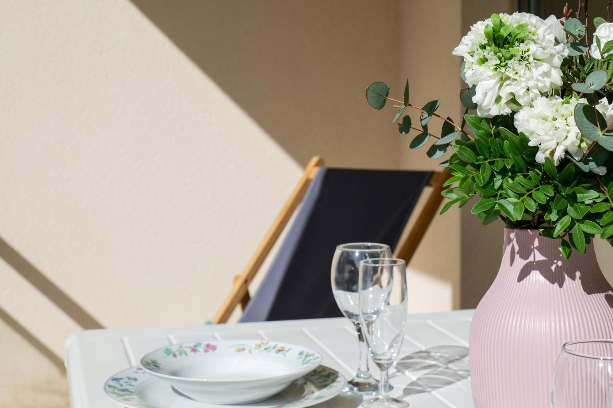 Joli Appartement Idealement Situe A Deux Pas De La Grande Plage - 4 Pers 莱萨布勒-多洛讷 外观 照片